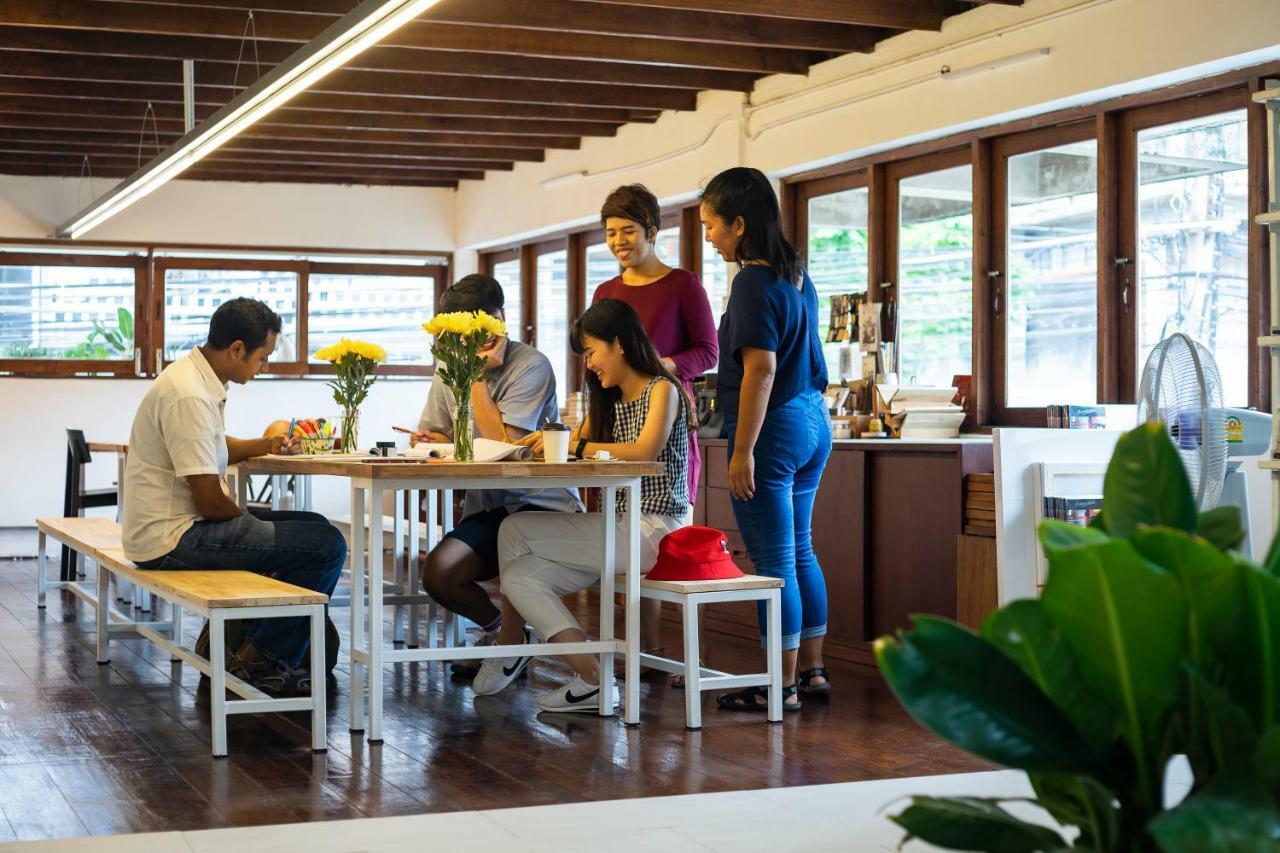 치앙마이 The Localist Chiangmai (Adults Only) B&B 외부 사진