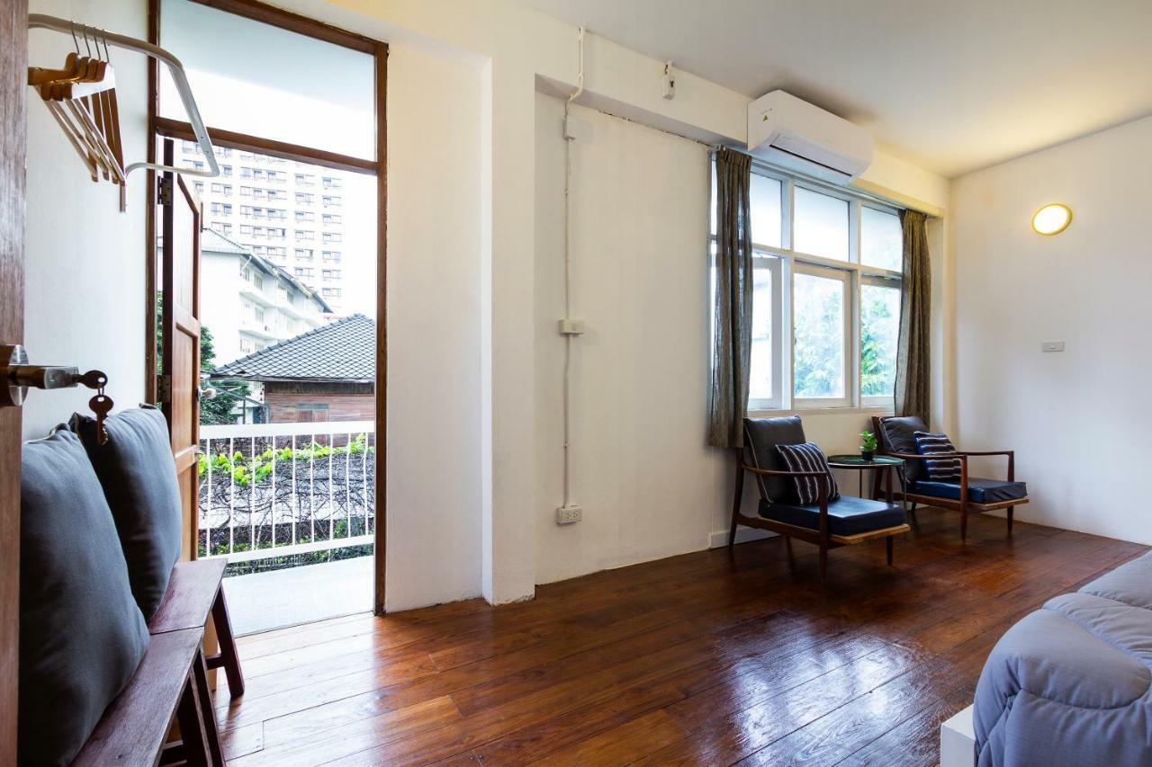 치앙마이 The Localist Chiangmai (Adults Only) B&B 외부 사진